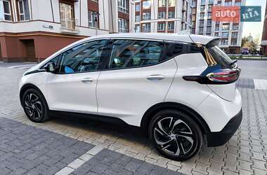 Хэтчбек Chevrolet Bolt EV 2023 в 