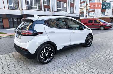 Хэтчбек Chevrolet Bolt EV 2023 в 