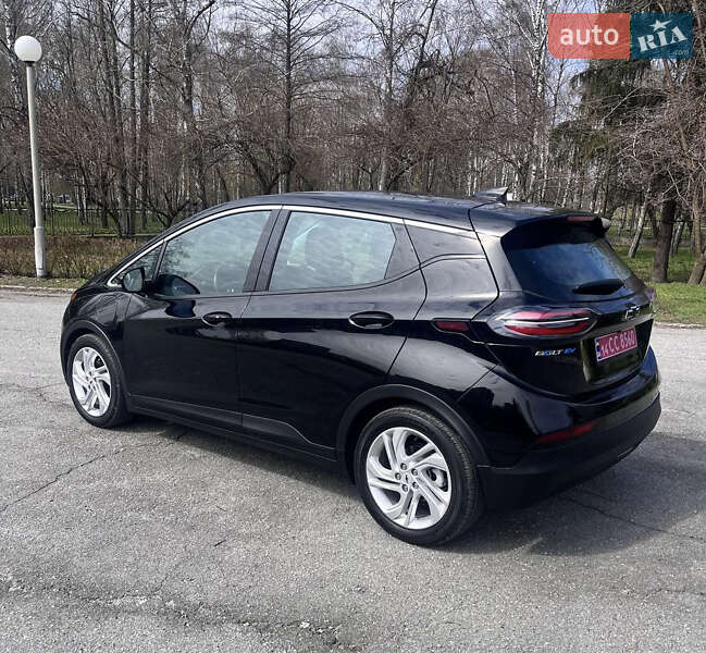 Хэтчбек Chevrolet Bolt EV 2023 в Киеве