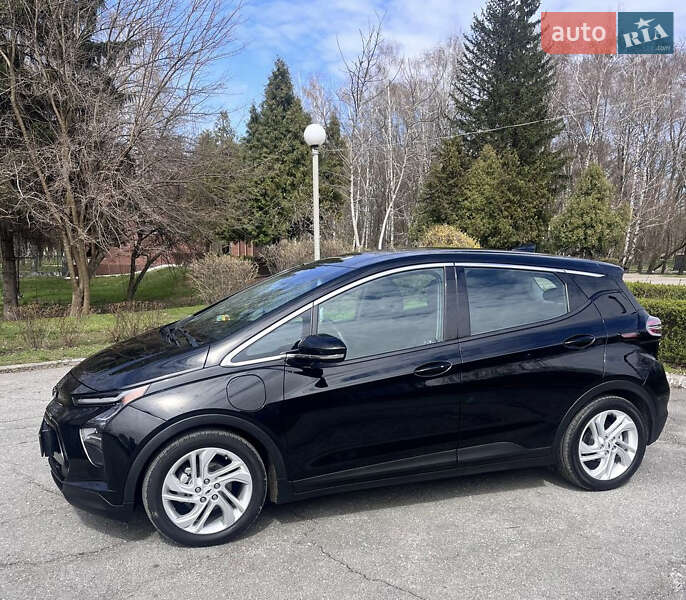 Хэтчбек Chevrolet Bolt EV 2023 в Киеве