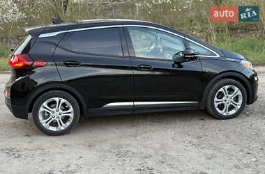 Хетчбек Chevrolet Bolt EV 2018 в 