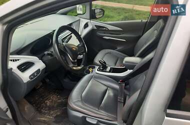 Хэтчбек Chevrolet Bolt EV 2017 в 