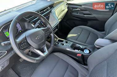 Хэтчбек Chevrolet Bolt EV 2022 в 