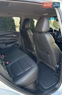 Хэтчбек Chevrolet Bolt EV 2023 в 