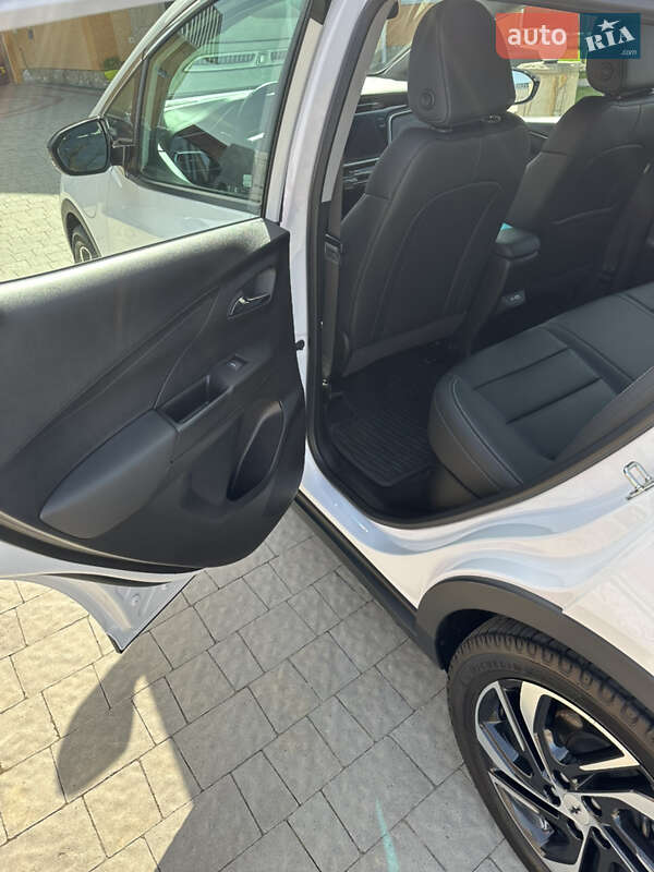 Хетчбек Chevrolet Bolt EV 2023 в Тернополі