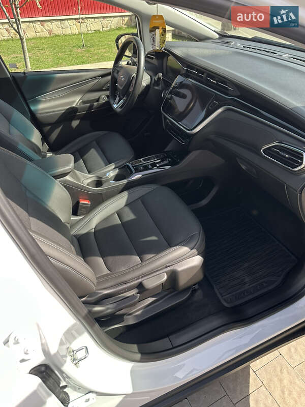Хетчбек Chevrolet Bolt EV 2023 в Тернополі