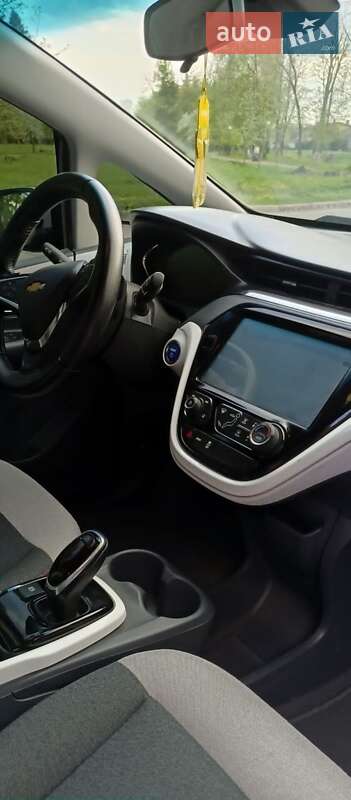 Хетчбек Chevrolet Bolt EV 2016 в Львові