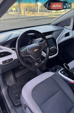 Хэтчбек Chevrolet Bolt EV 2017 в 