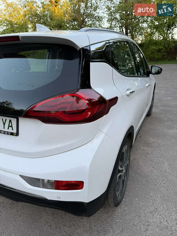 Хэтчбек Chevrolet Bolt EV 2020 в Львове