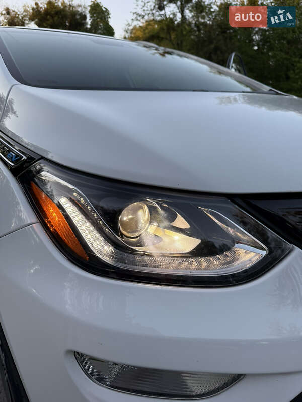Хэтчбек Chevrolet Bolt EV 2020 в Львове