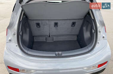 Хэтчбек Chevrolet Bolt EV 2020 в 