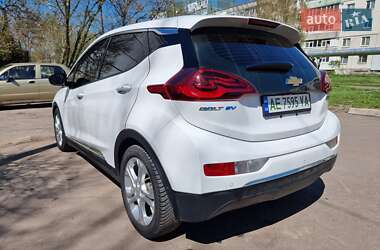 Хэтчбек Chevrolet Bolt EV 2019 в 