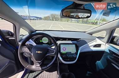 Хетчбек Chevrolet Bolt EV 2018 в 