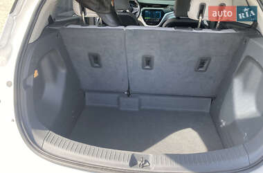 Хетчбек Chevrolet Bolt EV 2018 в 