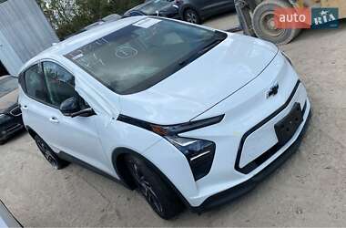 Хэтчбек Chevrolet Bolt EV 2023 в 