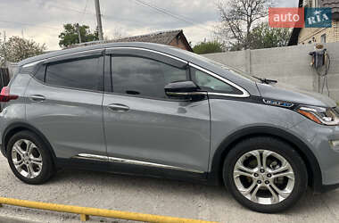 Хэтчбек Chevrolet Bolt EV 2020 в 