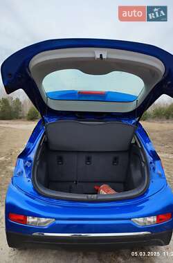 Хетчбек Chevrolet Bolt EV 2020 в 