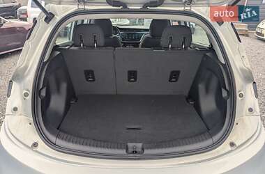 Хетчбек Chevrolet Bolt EV 2023 в 