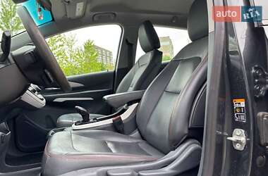 Хэтчбек Chevrolet Bolt EV 2017 в 
