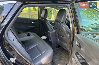 Хэтчбек Chevrolet Bolt EV 2017 в 