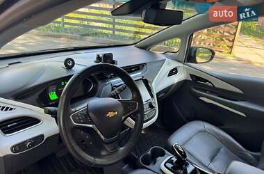 Хэтчбек Chevrolet Bolt EV 2017 в 