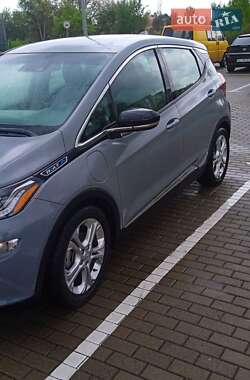 Хэтчбек Chevrolet Bolt EV 2020 в 