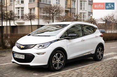 Хэтчбек Chevrolet Bolt EV 2021 в 