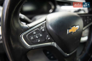 Хэтчбек Chevrolet Bolt EV 2021 в 
