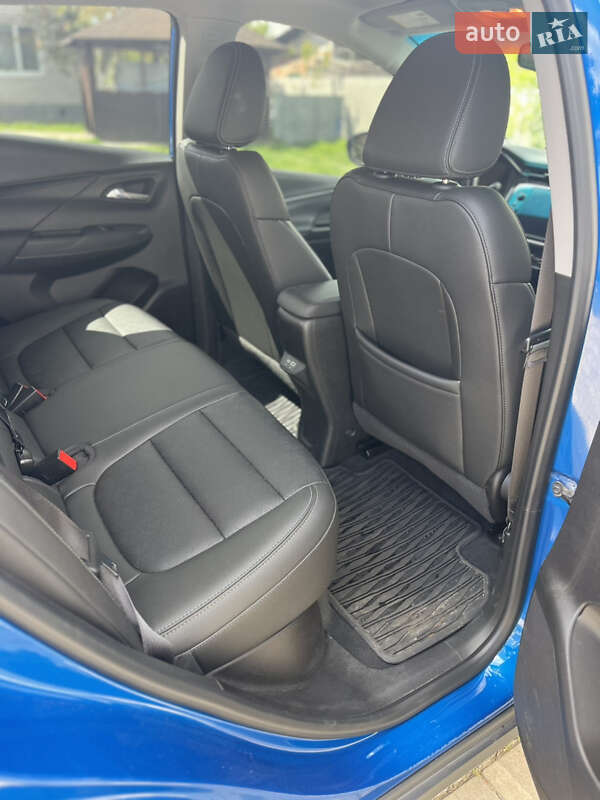 Хэтчбек Chevrolet Bolt EV 2023 в Чернигове фото 11 Хэтчбек Chevrolet Bolt EV 2023 в Чернигове