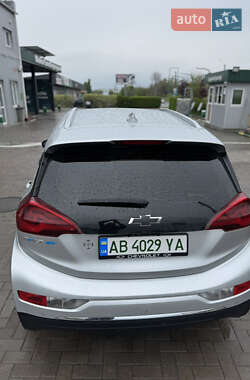 Хетчбек Chevrolet Bolt EV 2017 в 