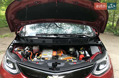 Хетчбек Chevrolet Bolt EV 2017 в 