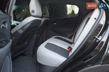 Хетчбек Chevrolet Bolt EV 2021 в 