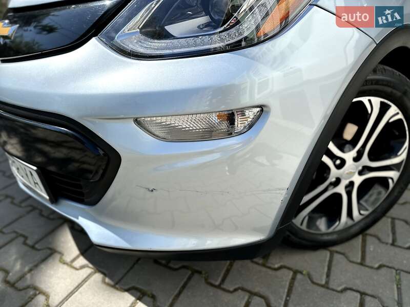Хетчбек Chevrolet Bolt EV 2017 в Івано-Франківську