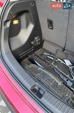 Хэтчбек Chevrolet Bolt EV 2023 в 
