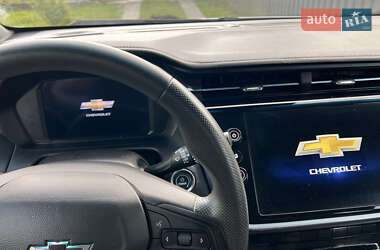 Хэтчбек Chevrolet Bolt EV 2022 в 