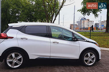 Хетчбек Chevrolet Bolt EV 2018 в 