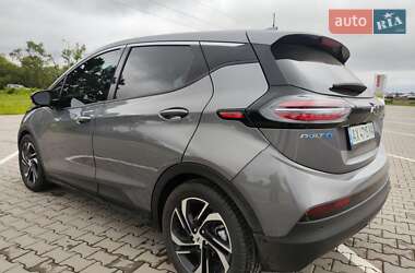 Хэтчбек Chevrolet Bolt EV 2022 в 