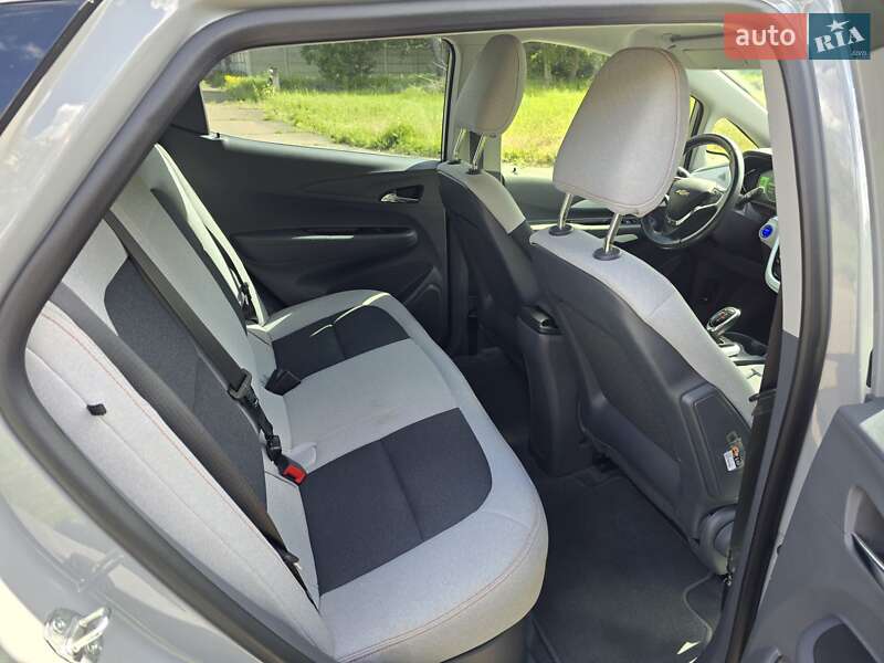 Хэтчбек Chevrolet Bolt EV 2021 в Черкассах