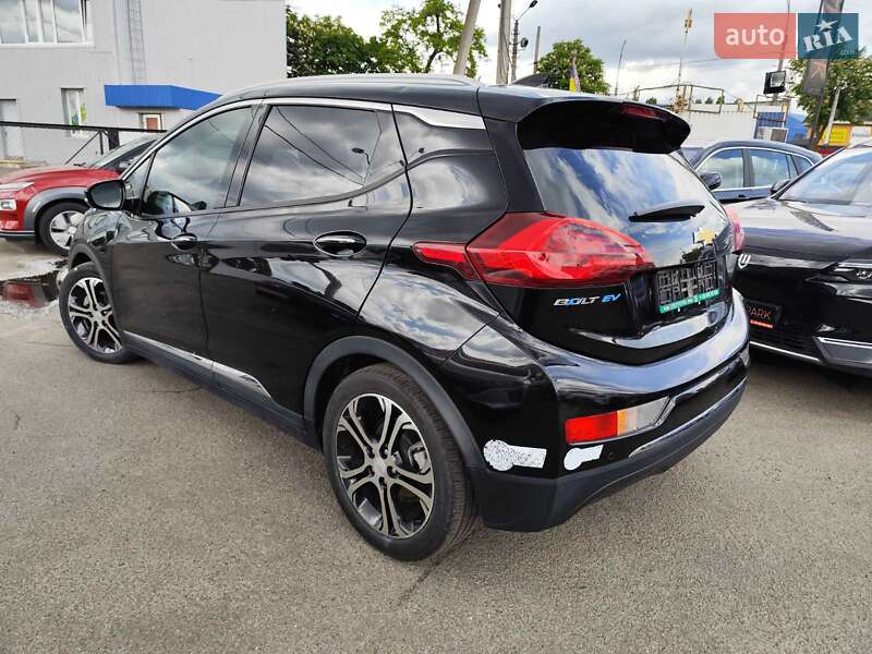 Хэтчбек Chevrolet Bolt EV 2017 в Киеве