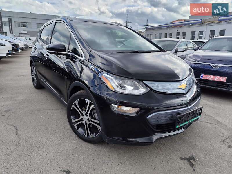 Хэтчбек Chevrolet Bolt EV 2017 в Киеве