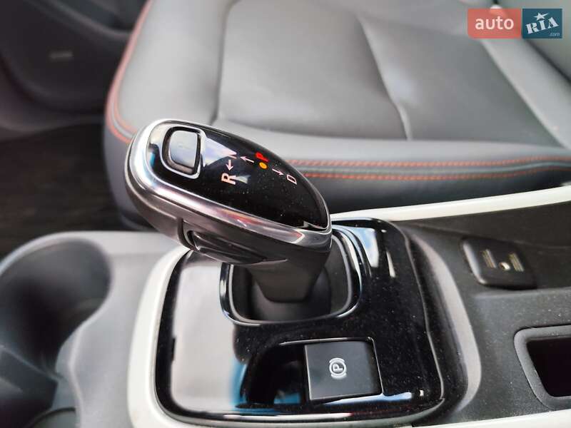 Хэтчбек Chevrolet Bolt EV 2017 в Киеве