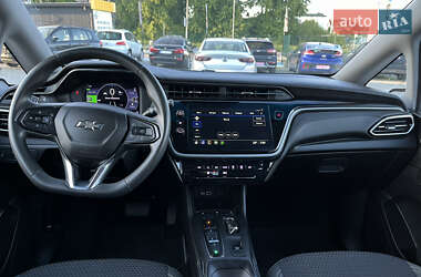 Хетчбек Chevrolet Bolt EV 2023 в 