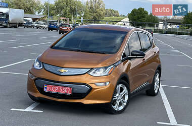 Хэтчбек Chevrolet Bolt EV 2017 в 