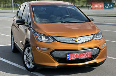 Хэтчбек Chevrolet Bolt EV 2017 в 