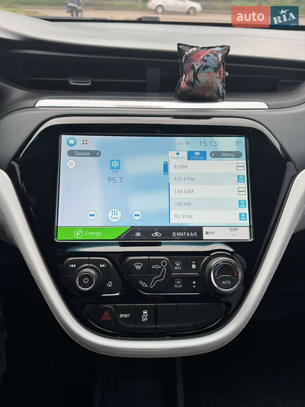 Хэтчбек Chevrolet Bolt EV 2017 в Киеве