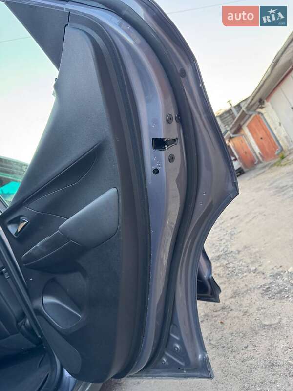 Хетчбек Chevrolet Bolt EV 2023 в Тернополі