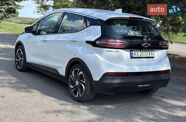 Хэтчбек Chevrolet Bolt EV 2021 в 