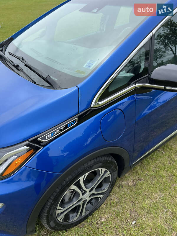 Хэтчбек Chevrolet Bolt EV 2017 в Сокале