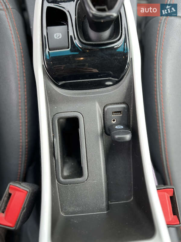 Хэтчбек Chevrolet Bolt EV 2017 в Сокале