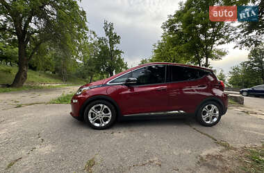 Хэтчбек Chevrolet Bolt EV 2021 в 